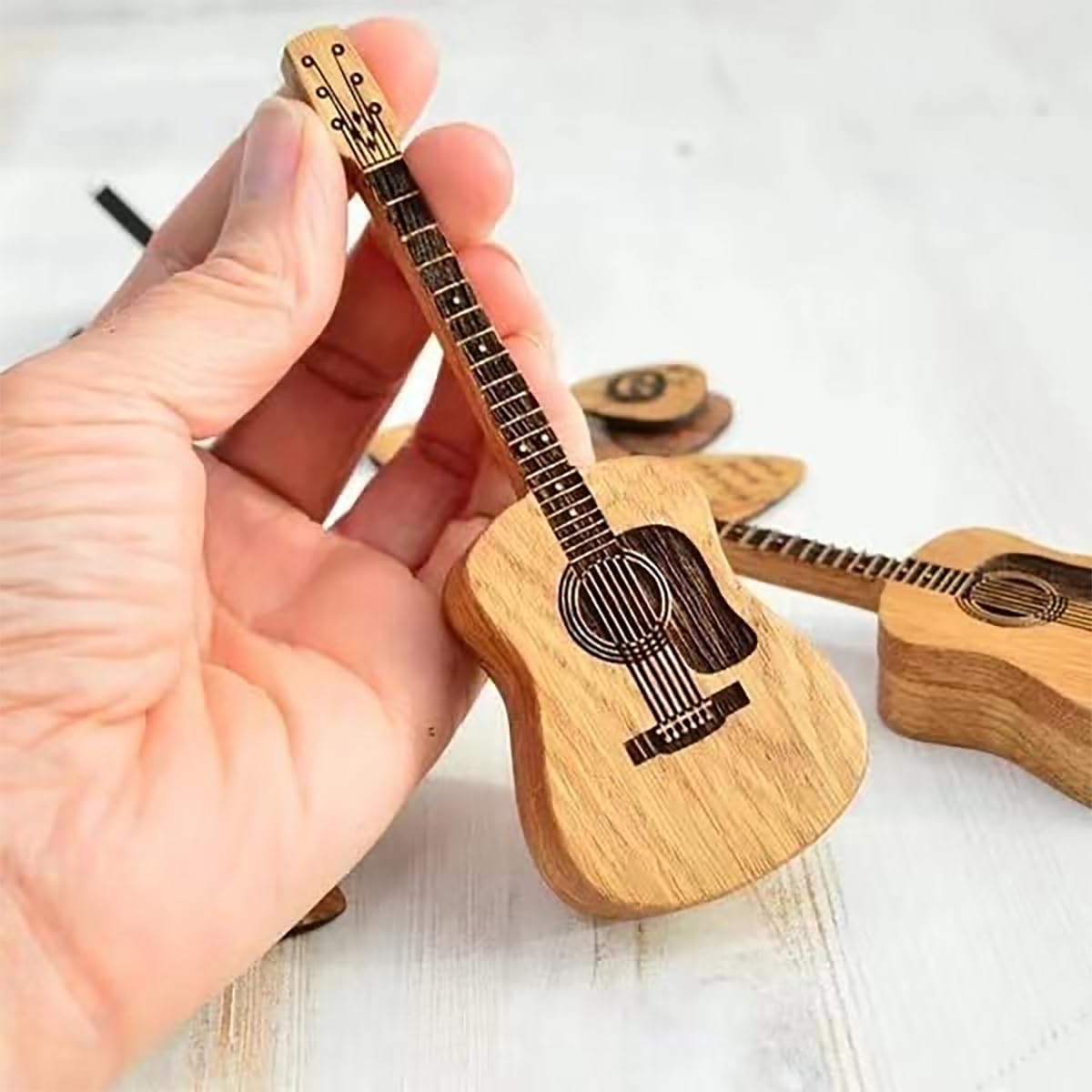 Wooden Guitar Pick Box with Stand 3PCS U8486