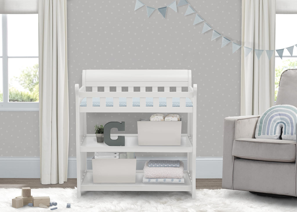 White Changing Table with Changing Pad C7902